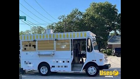 2002 Workhorse P42 Diesel Food Truck with Newly Built-Out Kitchen for Sale in Illinois