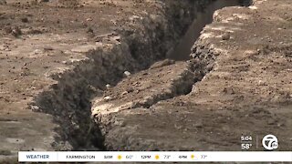 I-75 remains closed as crews repair sinkhole near 12 Mile