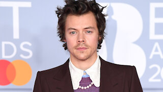 Harry Styles Makes HISTORY on Vogue Cover