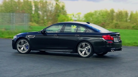 Donuts and power slides in a 2014 BMW M5 F10