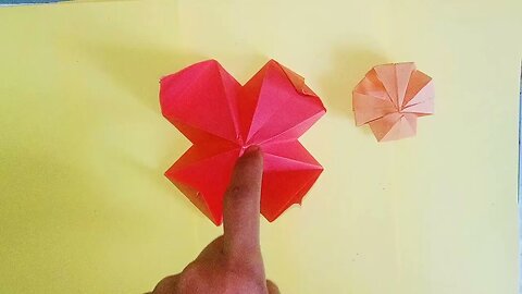 How to make DIY origami FINGER TRAPS - paper finger trap - origami fidget toy