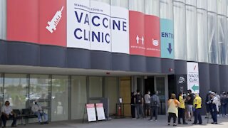 Here’s Exactly Who Can Get A Second Vaccine Dose In Ontario Starting Today