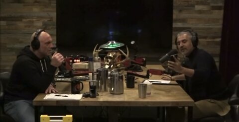 Maajid Nawaz Leaves Joe Rogan Speechless by Explaining How the WEF Is Infiltrating Governments