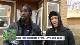 Men donate haircuts for children during winter break