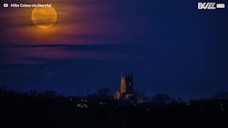 Time-lapse incrível mostra Super Lua no céu de Rhode Island