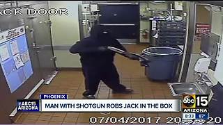 VIDEO: Masked man with shotgun robs Phoenix Jack in the Box