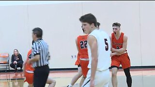 Jedwabny's game-winner lifts Kaukauna to regional title