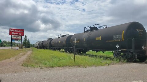 This Massive E&LS Freight Train Has OVER 100 CARS Behind It! #trains #trainvideo | Jason Asselin
