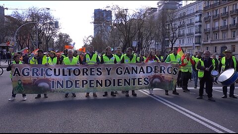 Farmers and Fishermen revolt in Spain!
