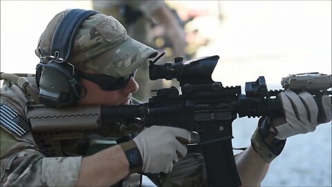 Pararescuemen Conduct Weapons Training
