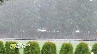 Relentless downpour of hail in Nanaimo, B.C.