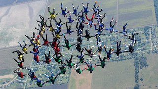 Skydivers Complete World Record Jump