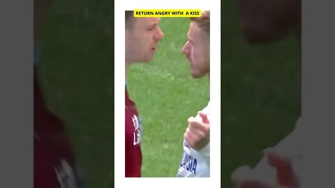 "RETURN ANGRY WITH A KISS" MOMENT IN FOOTBALL #shorts