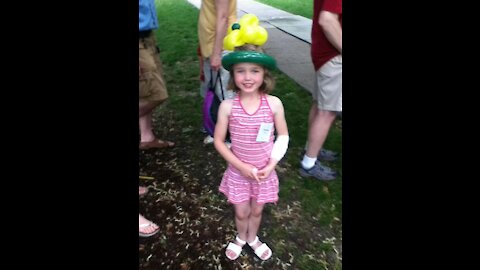 Balloon flower hat