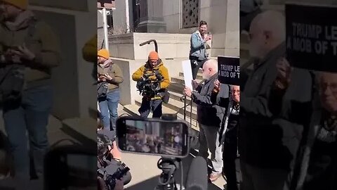 fake News Alert! 2 people came out to protest Donald Trump in NYC over 20 press cameras filming them