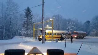This is how snow is cleared from buses in Maine