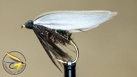 Tying The Leadwing Coachman - Dressed Irons