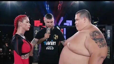 129lb Female MMA fighter vs 529lb Male Sumo inter-gender fight in octagon Chun-Li VS E Honda