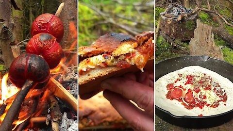 Calzone wait for the crunch‼️😍 CampFire cooking #pizza #food #fire