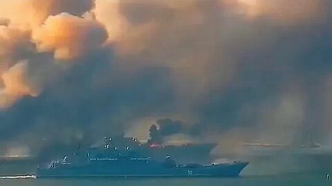 Ukrainian Forces Launch Attack on Russian Positions in Burdiansk Port,Ships Flee as Explosion Occurs