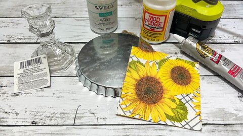 Sunflower Riser DIY || Napkin Decoupage [1 Easy Dollar Tree DIY]