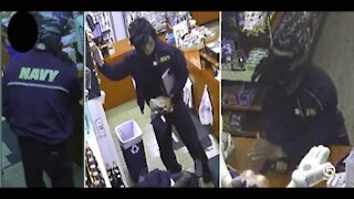 Boynton Beach police seek to identify armed robbery suspect