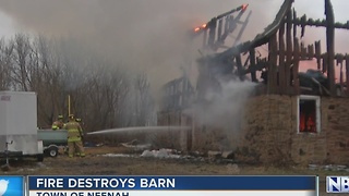 Fire destroys barn