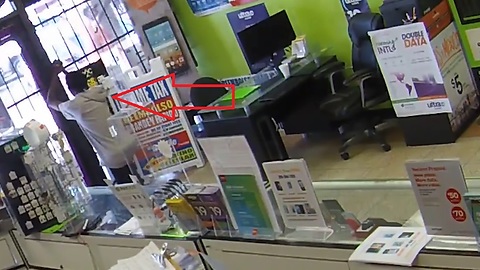 Armed Robber Gets Locked In Store He's Robbing "WORST ROBBERY EVER"