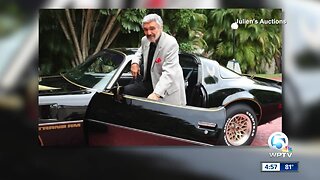 Burt Reynolds' belongings up for auction this weekend