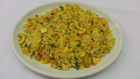 Mushroom Fried Rice [Indian Style Recipe] by Hindustani Khana