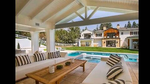 US singer The Weeknd buys LA mansion for $102m.