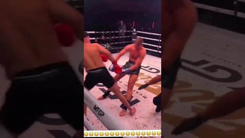 DAYUM! 😳😳😳 🥊 #shorts #viral #youtubeshorts #subscribe #reels #mma