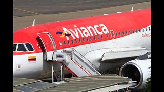 Video: Incidente entre dos aeronaves en Cartagena
