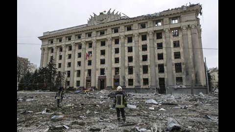 Russia bombs Kharkiv's Freedom Square and opera house