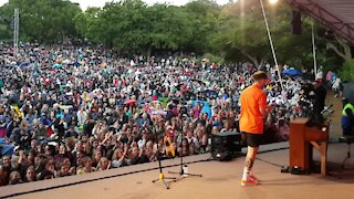 SOUTH AFRICA - Cape Town - Matthew Mole performs at Kirstenbosch Summer Sunset Concerts (Video) (7w8)