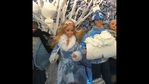 Barbie's "Winter Ball" - A Marshmallow World