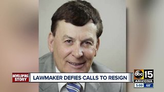 Arizona lawmaker defies calls to resign