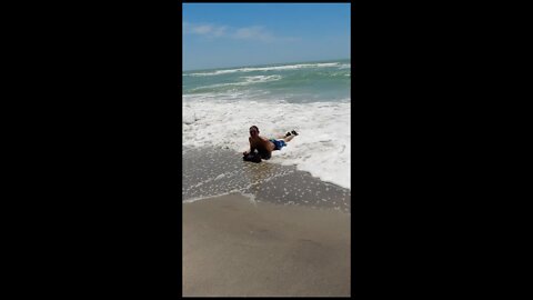 Always ask for what you want (boogie boarding in Venice, Florida) - Short