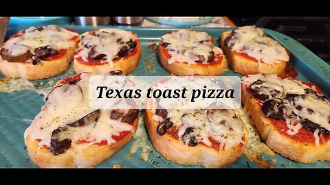 Texas toast pizza