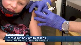 US gives final clearance to COVID-19 shots for kids 5 to 11