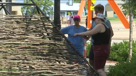 Northwestern Mutual Garden welcomes new sculpture downtown