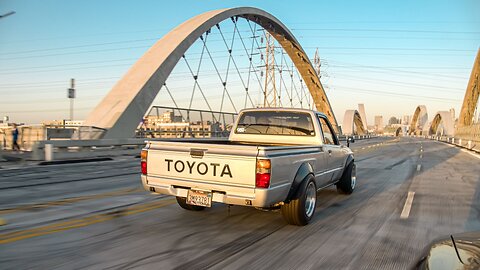 How to Build a 1986 Toyota Hilux: Indestructible Truck!