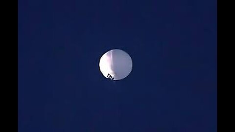UFO or SPY BALLON spotted by roofer in Maryland