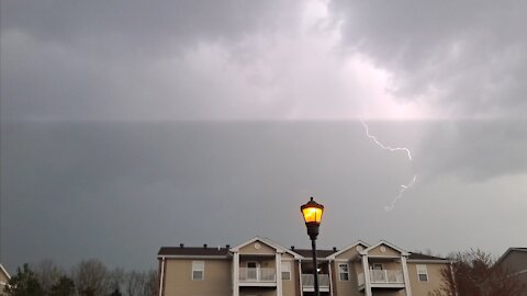 3/27/21 Severe Thunderstorms Roll Through St. Louis