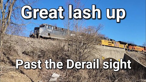 Awesome lash up past NS Delaware derailment
