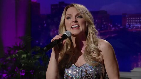 Rhonda Vincent - "Jolene" (Live on CabaRay Nashville)