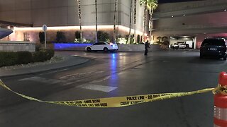 Police: 3 injured in shooting at Fashion Show mall on Las Vegas Strip