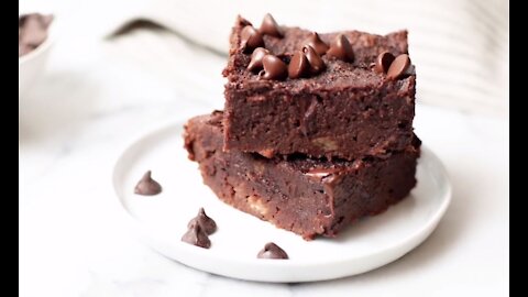 HEALTHY BROWNIE RECIPE gluten-free brownies made with almond flour keto recipe