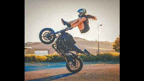 Crazy Girl Motorcycle Riders You Must See