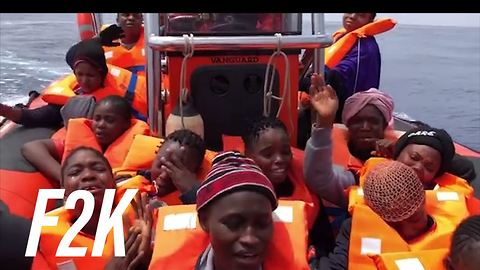 Italy closes its border to migrant rescue boats